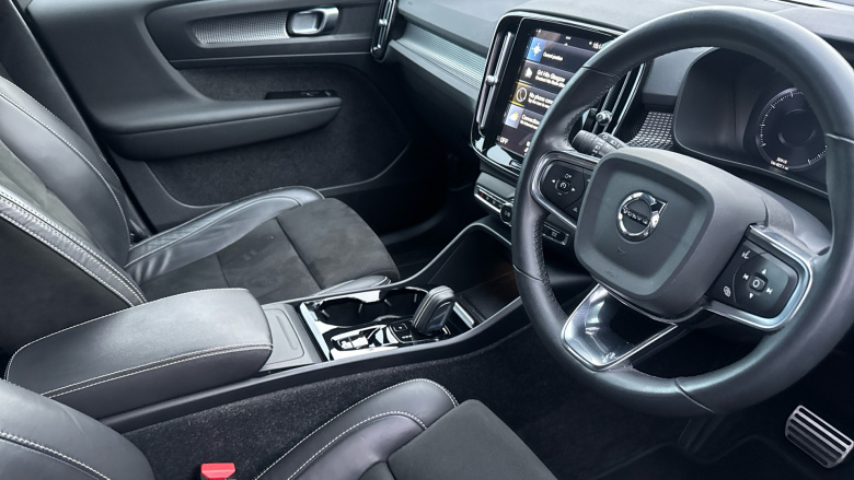 Volvo Xc40 2.0 B4P R DESIGN 5dr Auto Petrol Estate